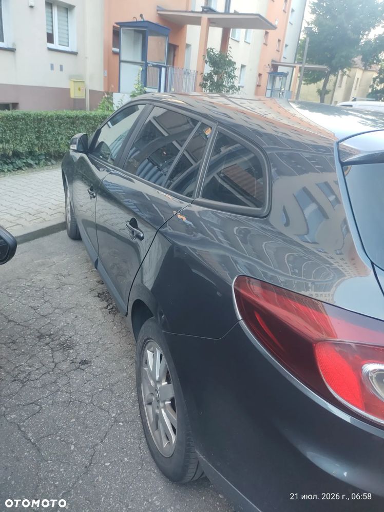 Renault Megane 1.5 dCi Authentique - 6