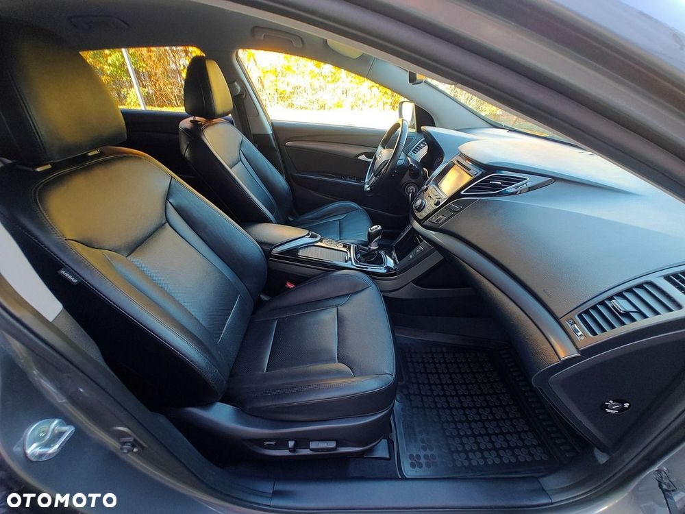 Hyundai i40 - 35
