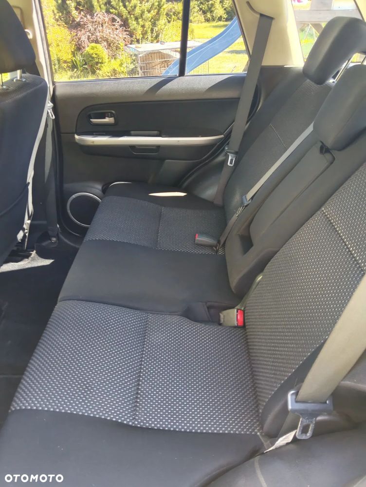 Suzuki Grand Vitara 2.0 - 3