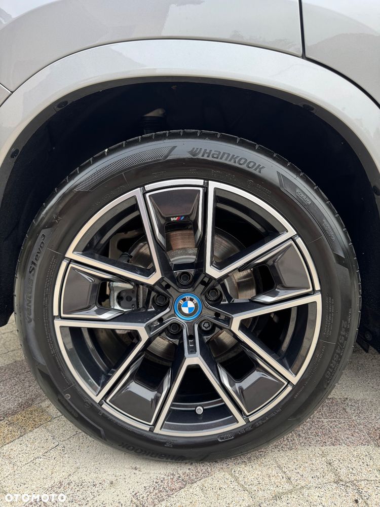 BMW X1 xDrive25e M Sportpaket - 32