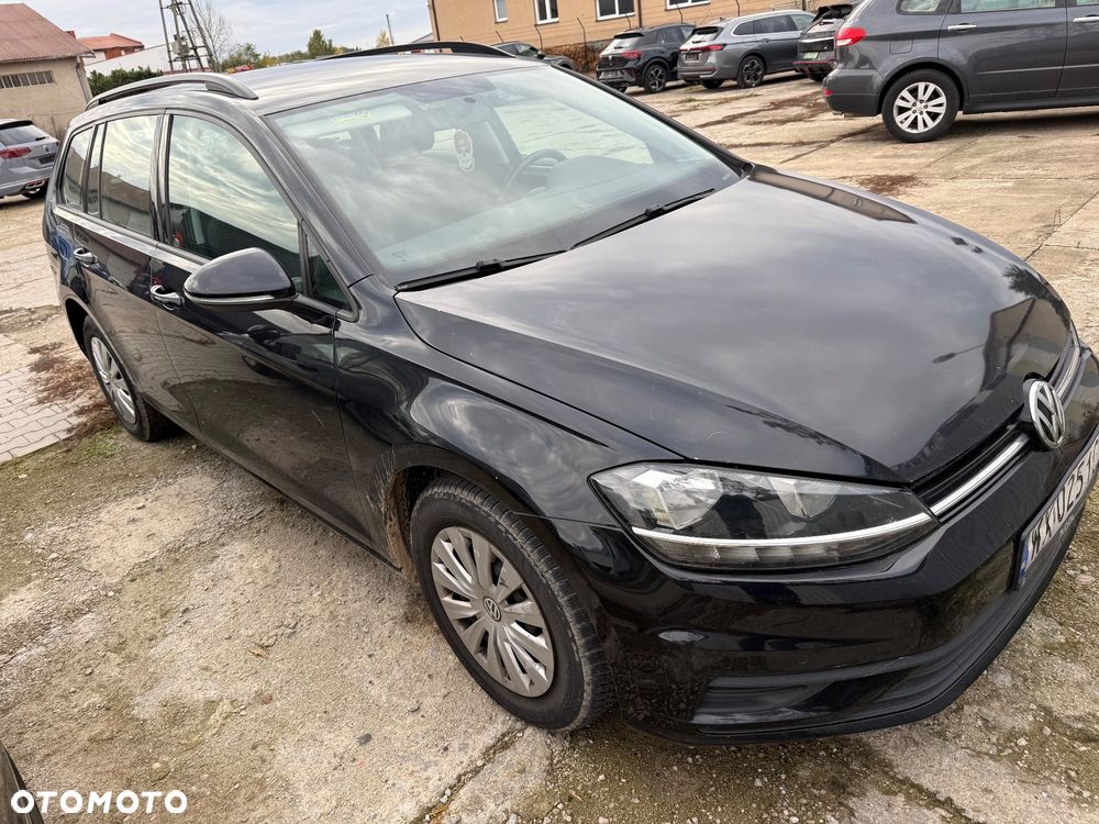 Volkswagen Golf - 5
