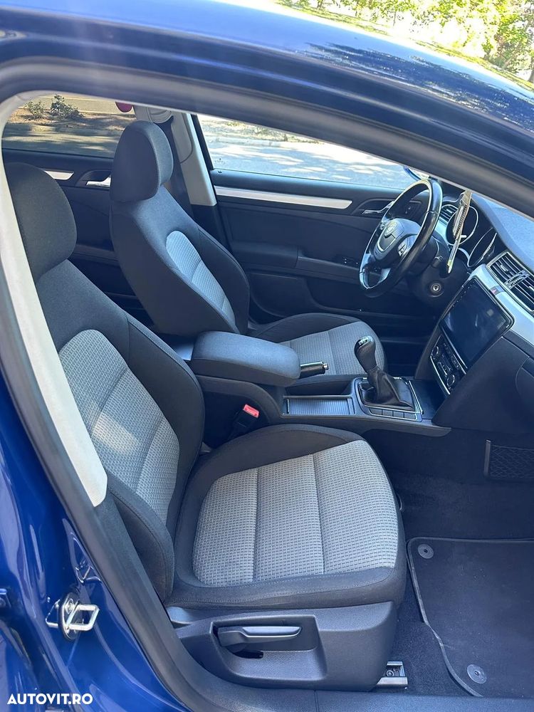 Skoda Superb 1.4 TSI Comfort - 8