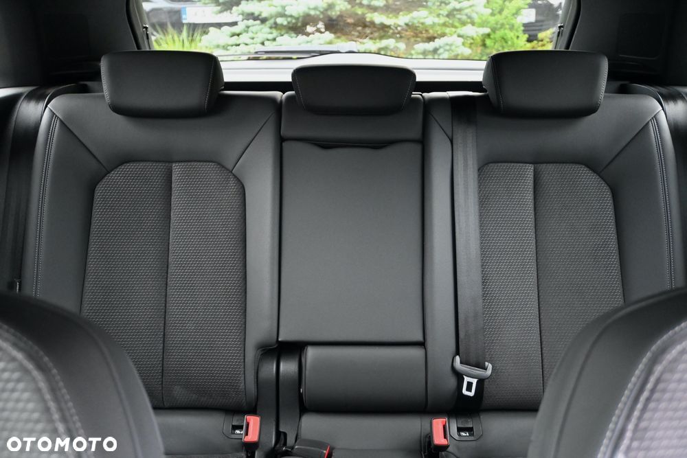 Audi Q3 35 TDI Quattro S tronic S line - 26