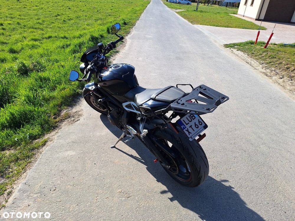 Triumph Street Triple - 6