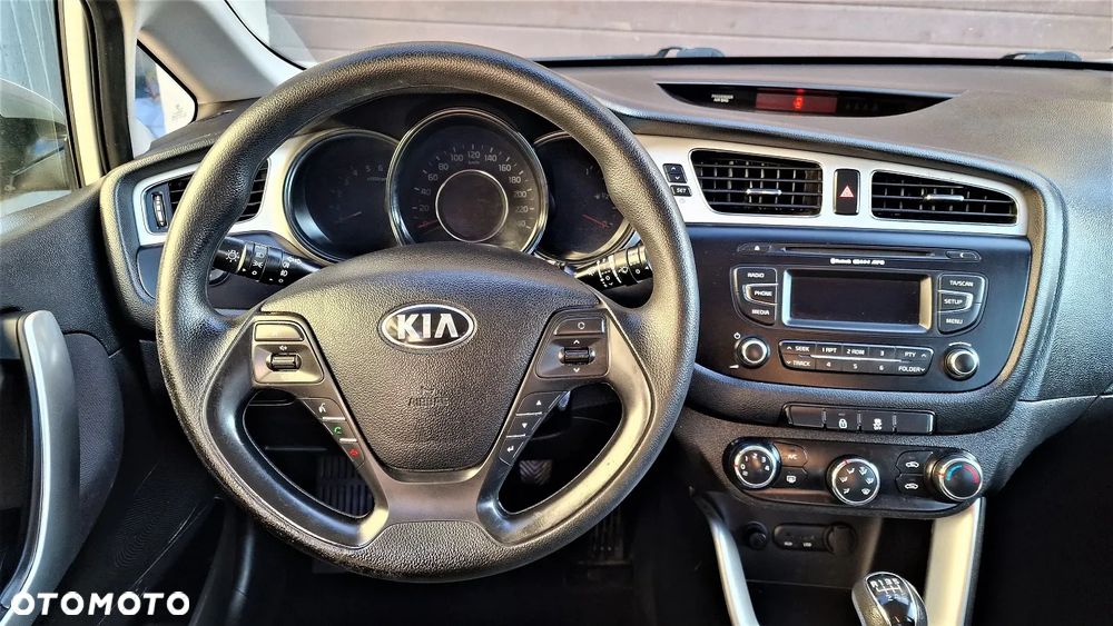 Kia Ceed 1.4 CRDi L - 10