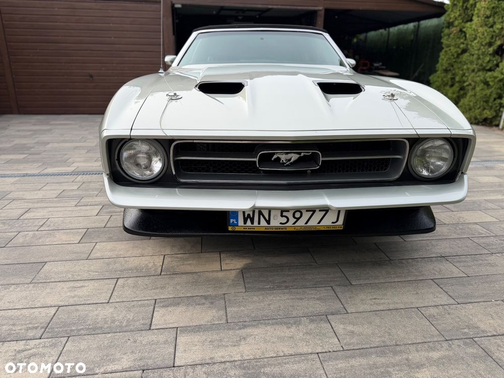 Ford Mustang - 16