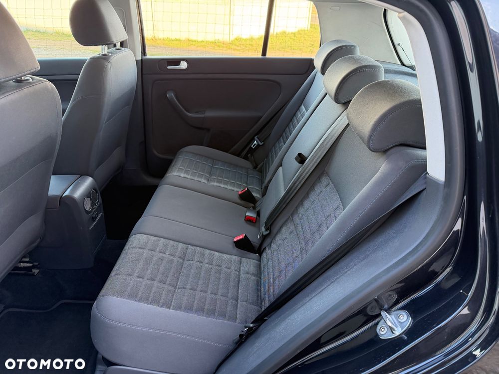 Volkswagen Golf Plus 1.9 TDI Tour - 11