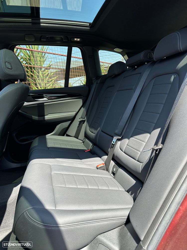 BMW iX3 Inspiring - 28