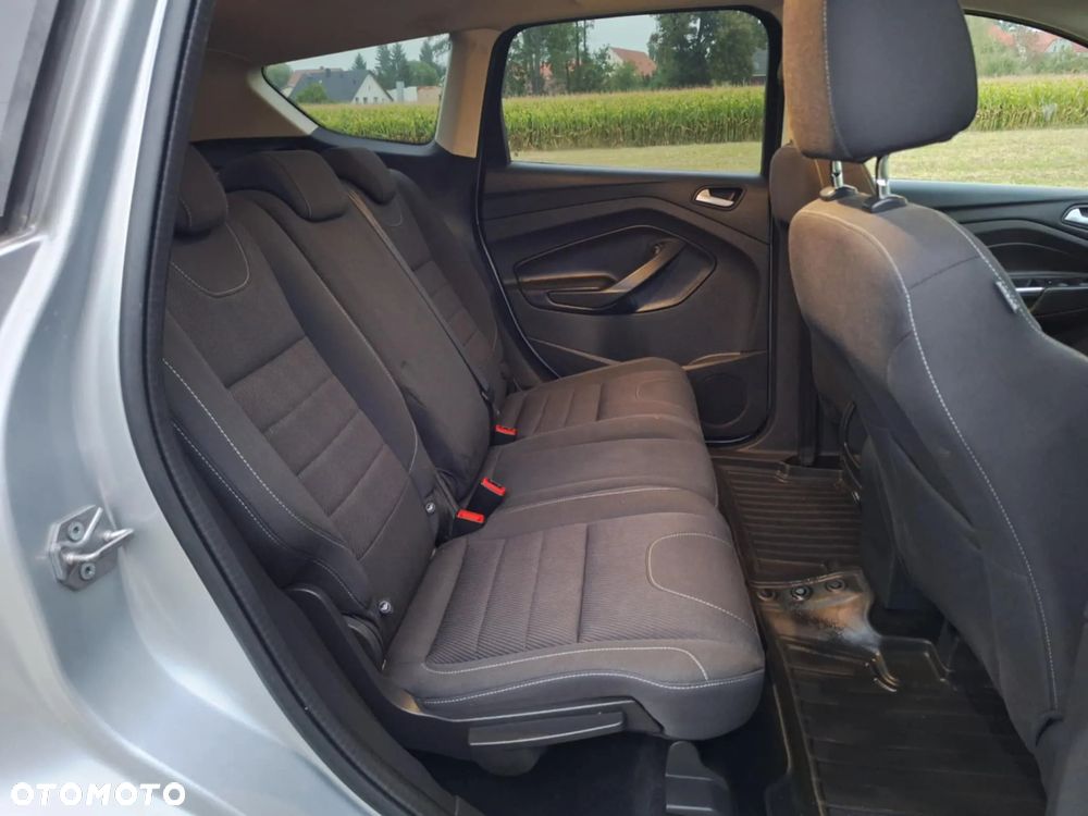 Ford Kuga 2.0 TDCi 4WD Titanium - 11