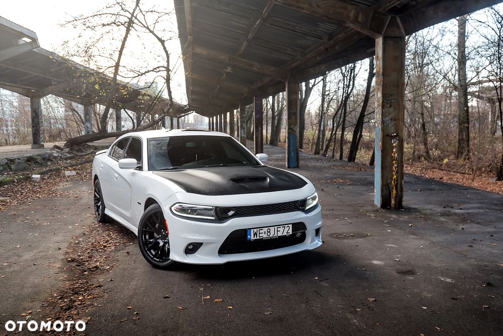 Dodge Charger 5.7 R/T - 15