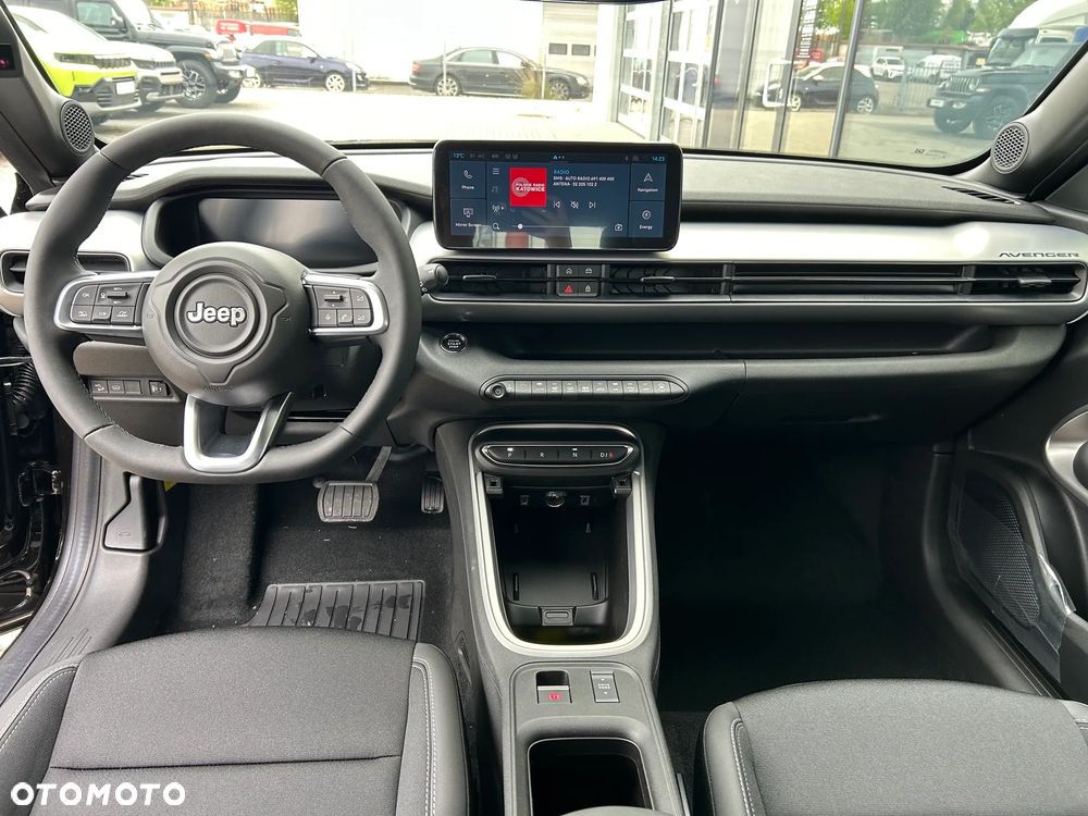 Jeep Avenger 54kWh Summit - 6