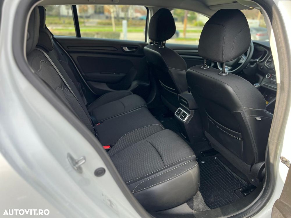 Renault Megane TCe GPF Business - 8