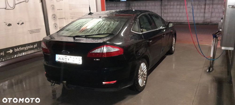 Ford Mondeo 2.0 TDCi Ghia - 17