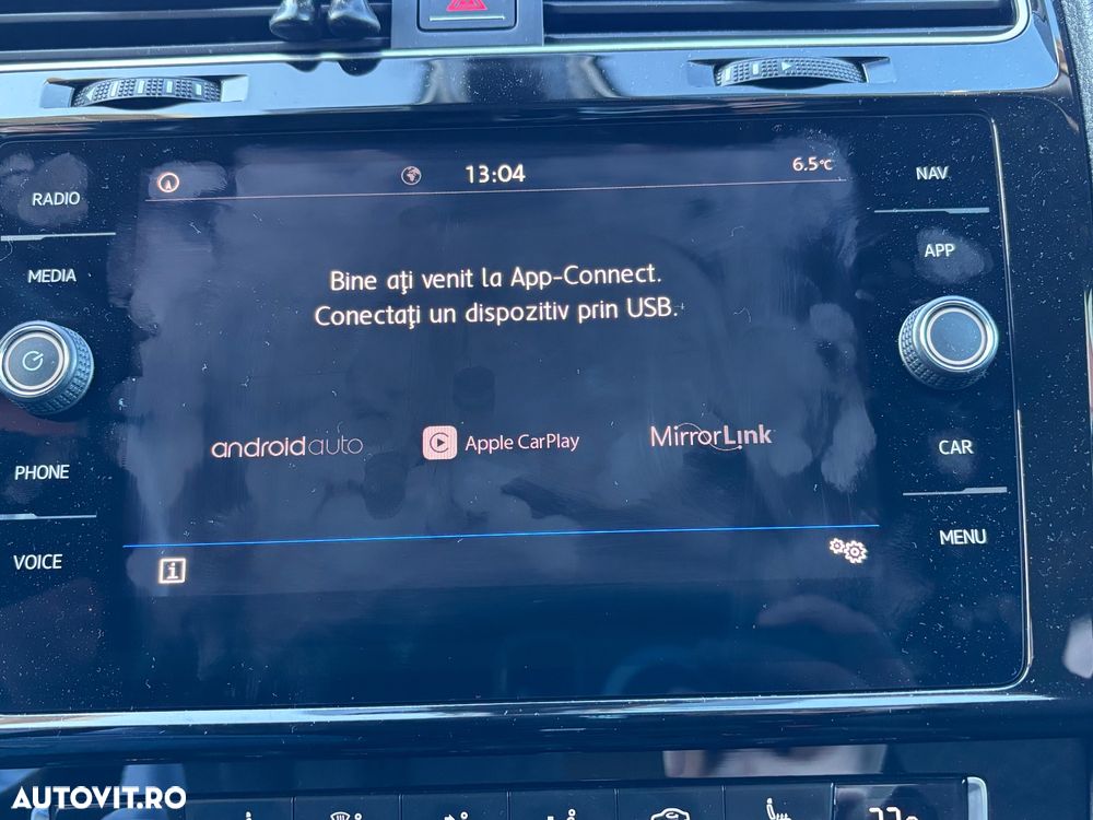 Volkswagen Golf 2.0 TDI DSG Comfortline - 14