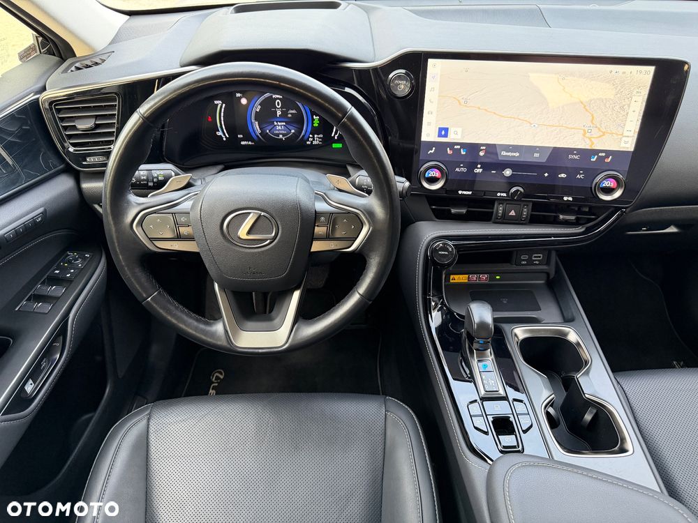 Lexus NX 450h+ Prestige AWD - 28