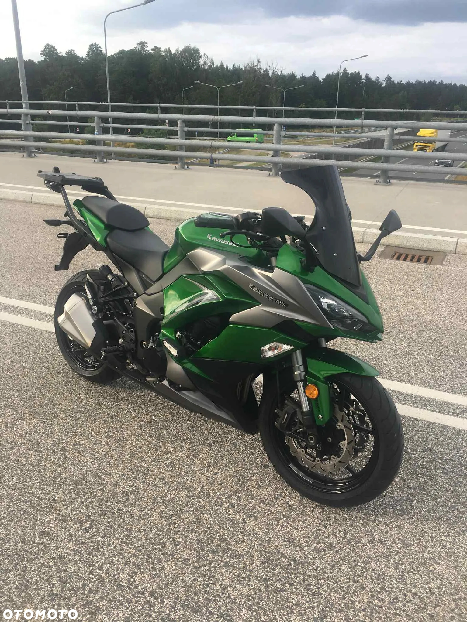 Kawasaki Ninja 1000 SX - 3