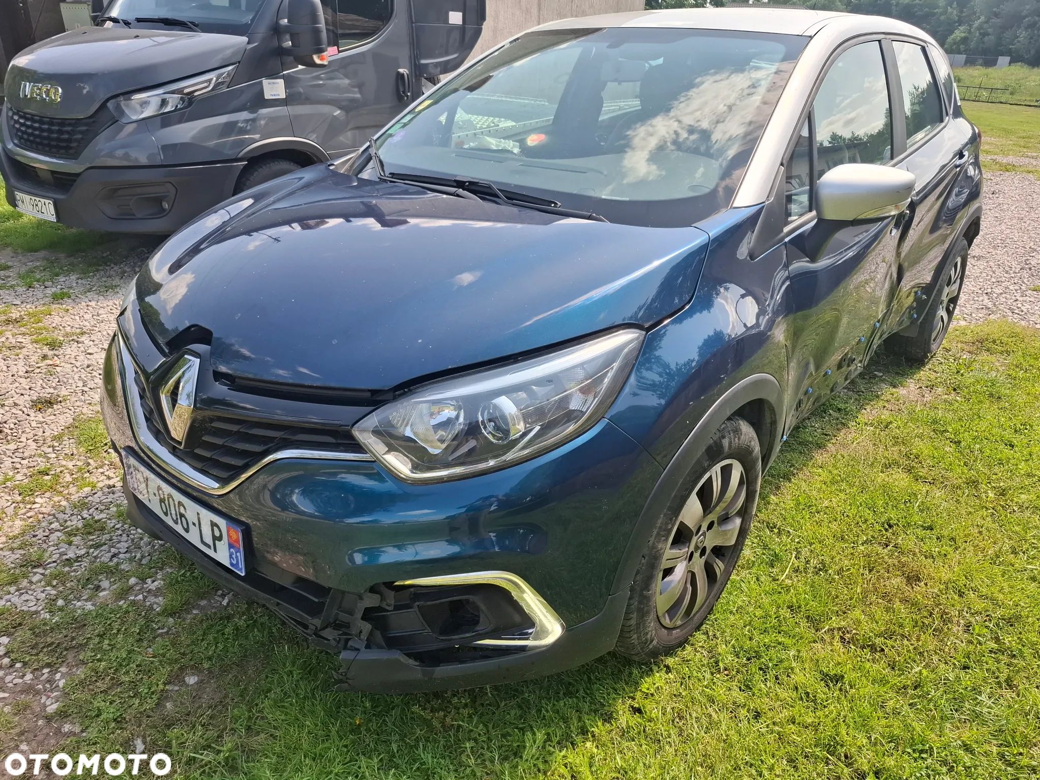 Renault Captur - 1