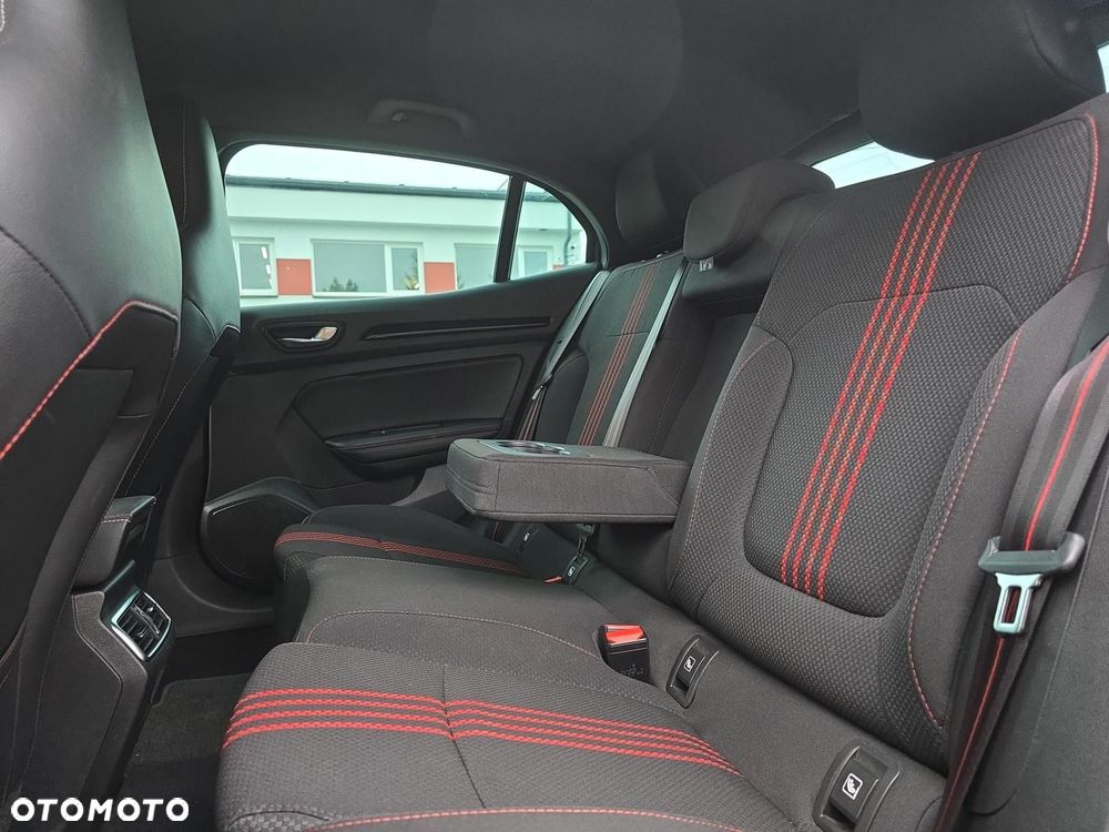 Renault Megane 1.3 TCe FAP R.S Line - 24