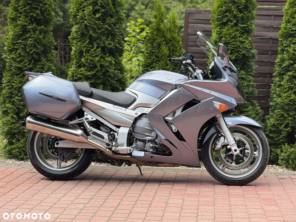 Yamaha FJR - 3
