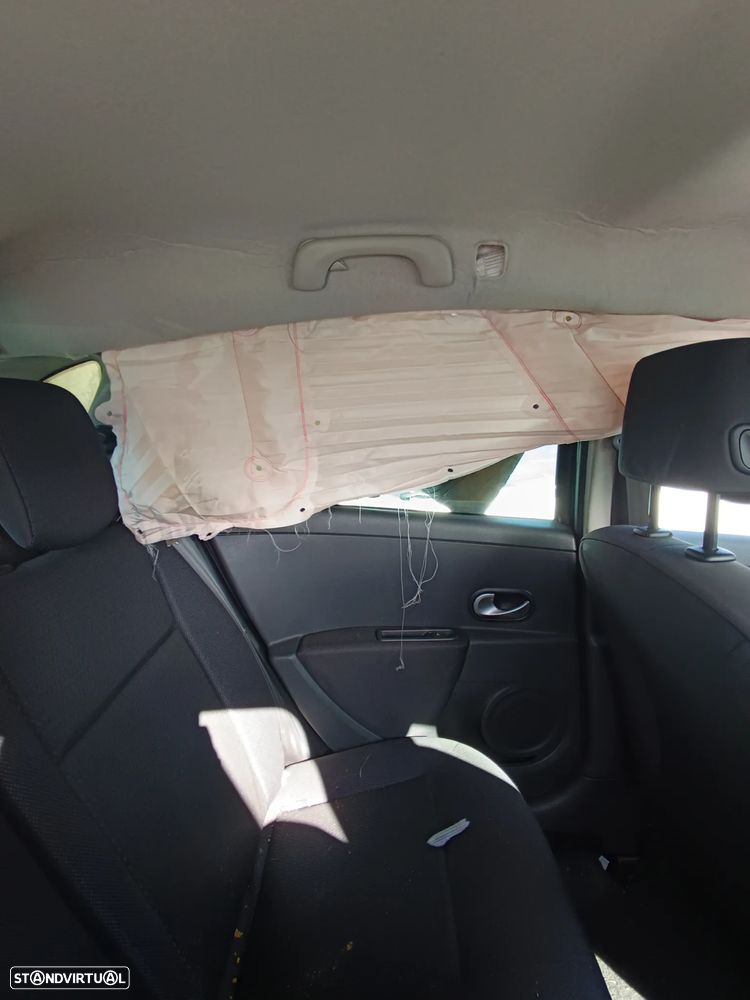 Renault Clio Break 1.2 TCE Dynamique S - 13