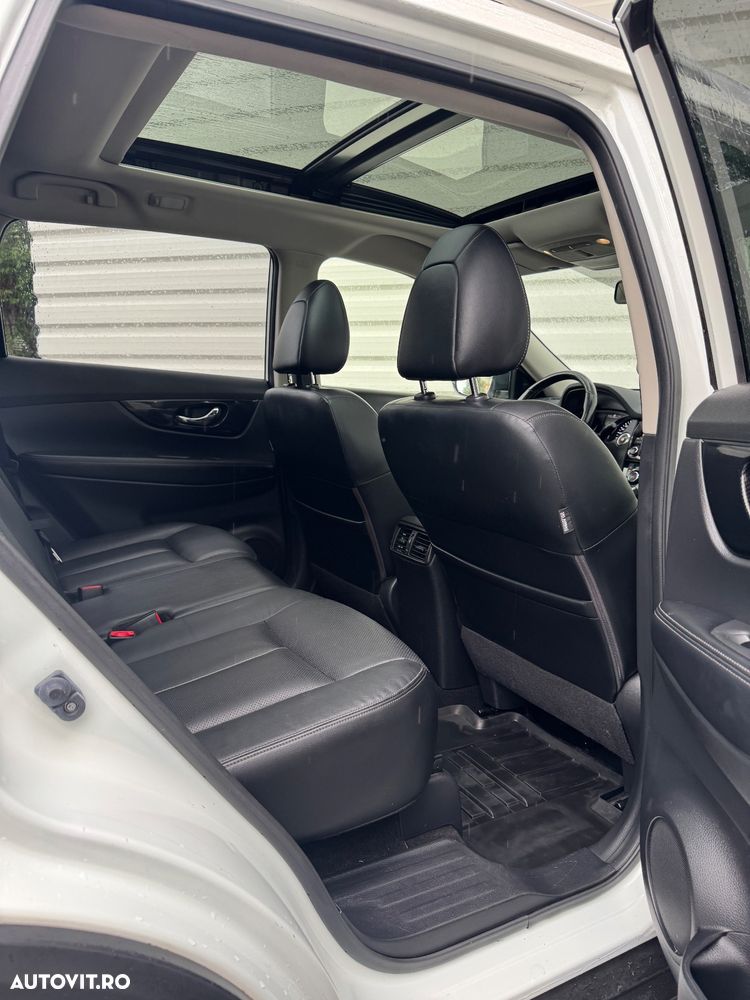 Nissan X-Trail 2.0 dCi ALL-MODE 4x4i Xtronic Tekna - 17