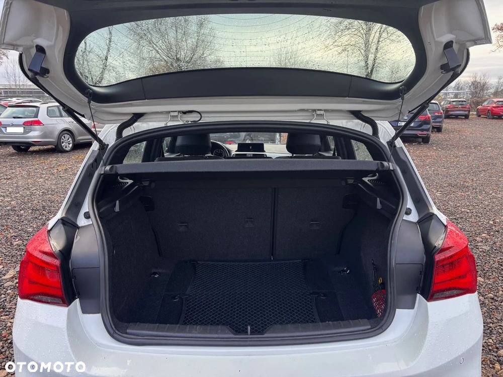 BMW Seria 1 118d Edition M Sport Shadow - 27