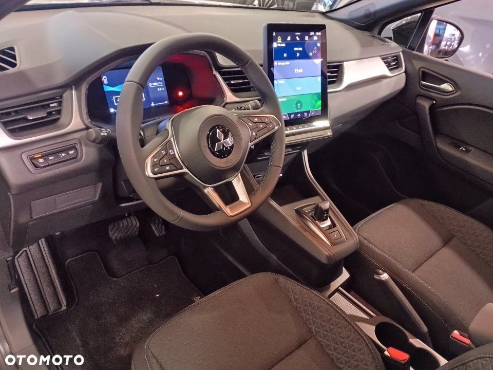 Mitsubishi ASX - 5