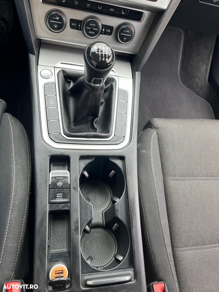 Volkswagen Passat Variant 2.0 TDI Comfortline - 8