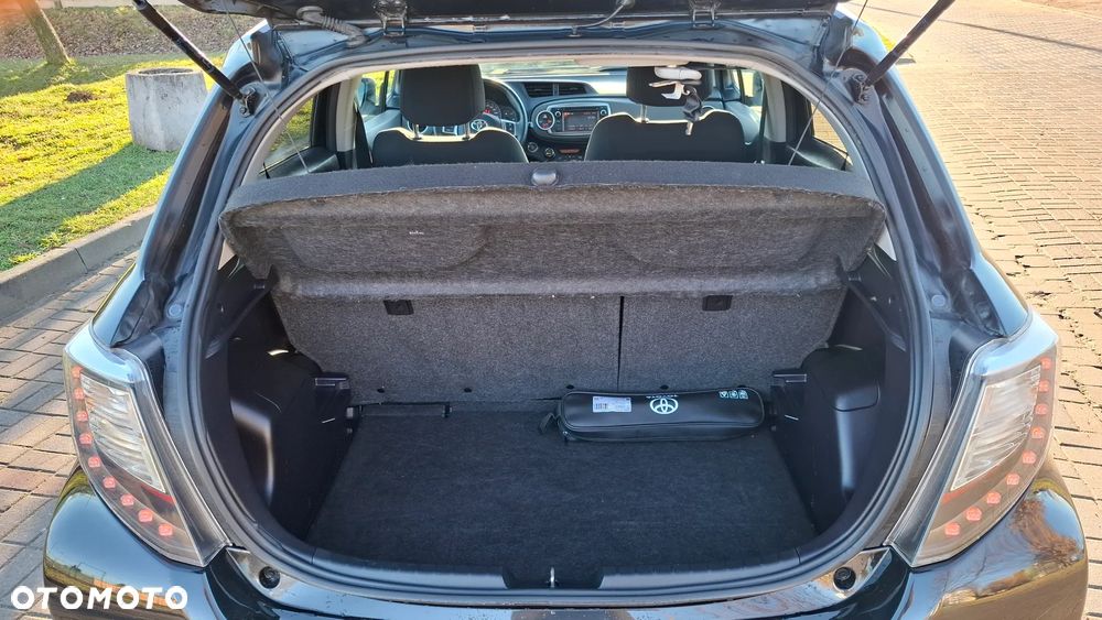 Toyota Yaris 1.33 VVT-i Executive - 15