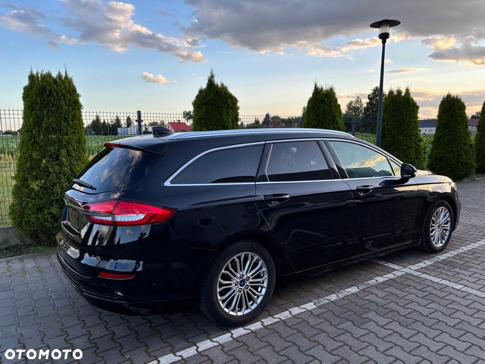 Ford Mondeo - 4
