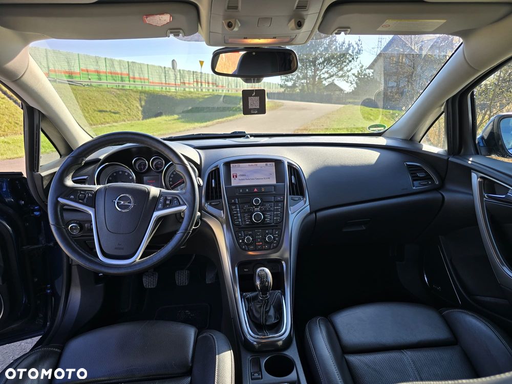 Opel Astra 1.4 T Cosmo - 6