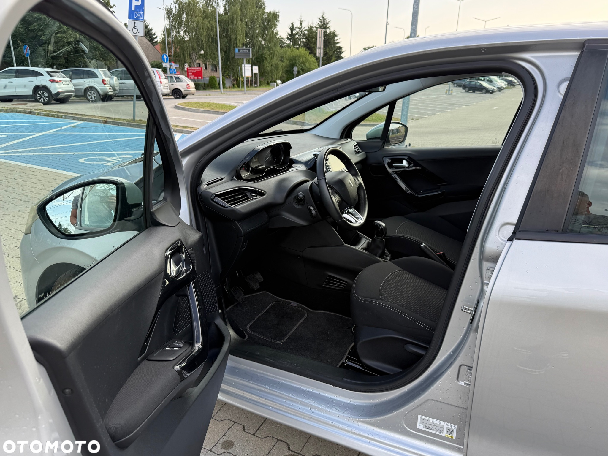 Peugeot 208 1.2 PureTech Active - 7