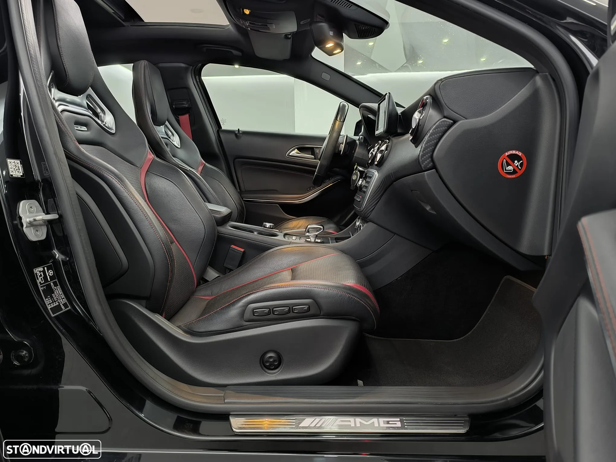Mercedes-Benz A 45 AMG 4Matic Speedshift 7G-DCT - 29