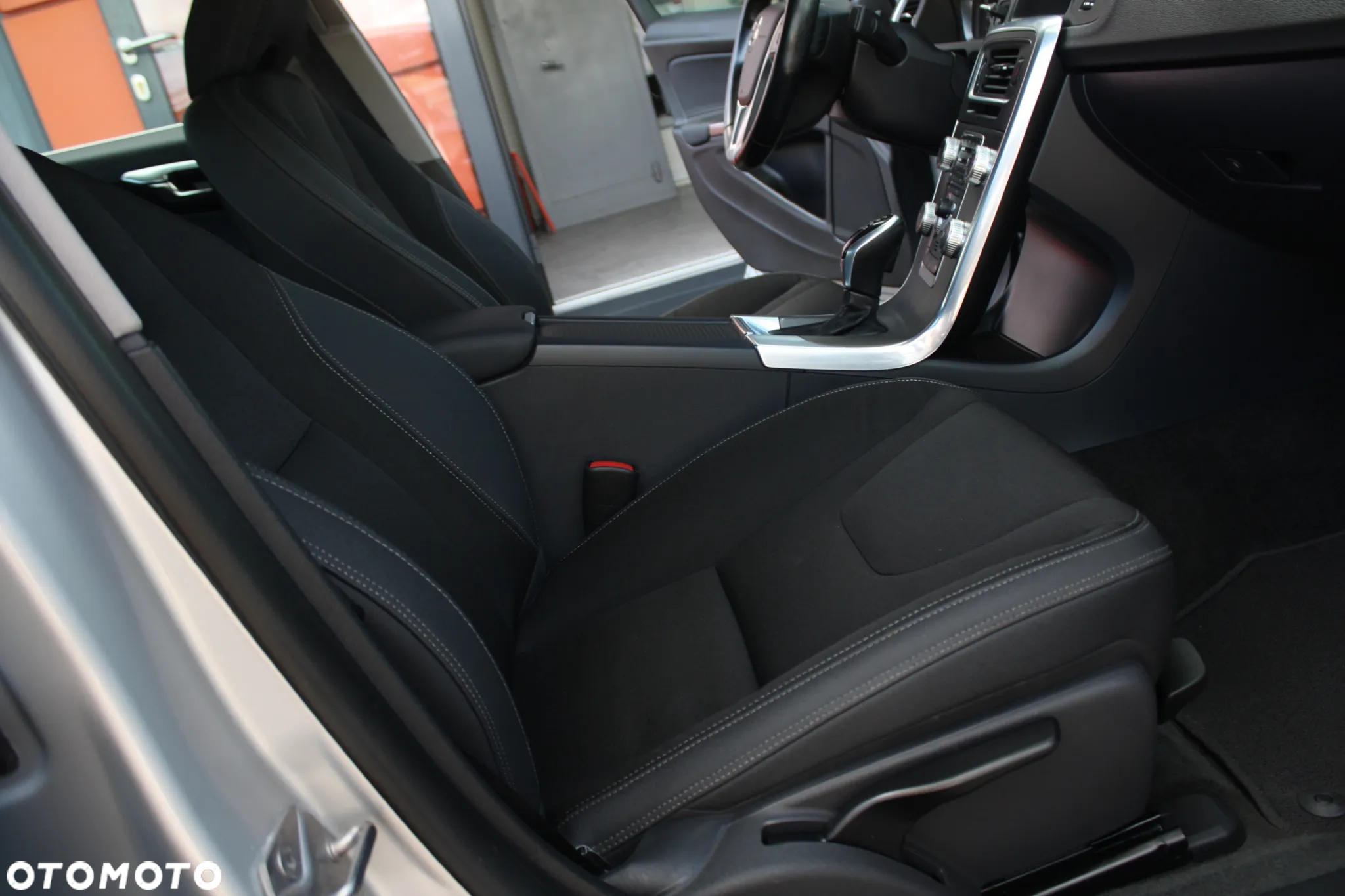 Volvo S60 D3 Kinetic - 30