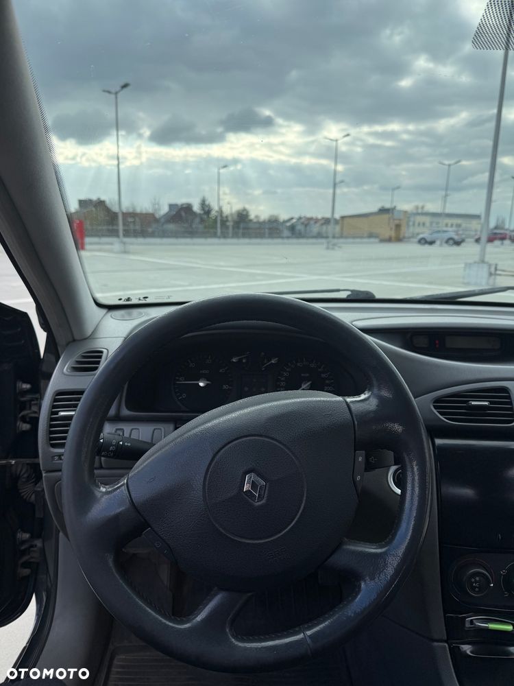 Renault Laguna - 19