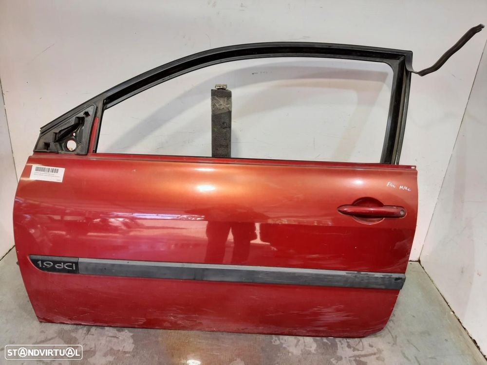 PORTA FRENTE ESQUERDA RENAULT MEGANE - 1