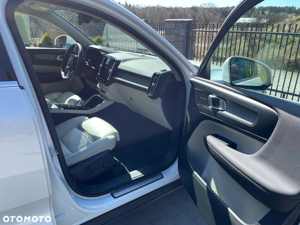 Volvo XC 40 B5 B AWD Ultimate Bright - 17