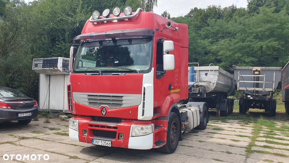 Renault Premium