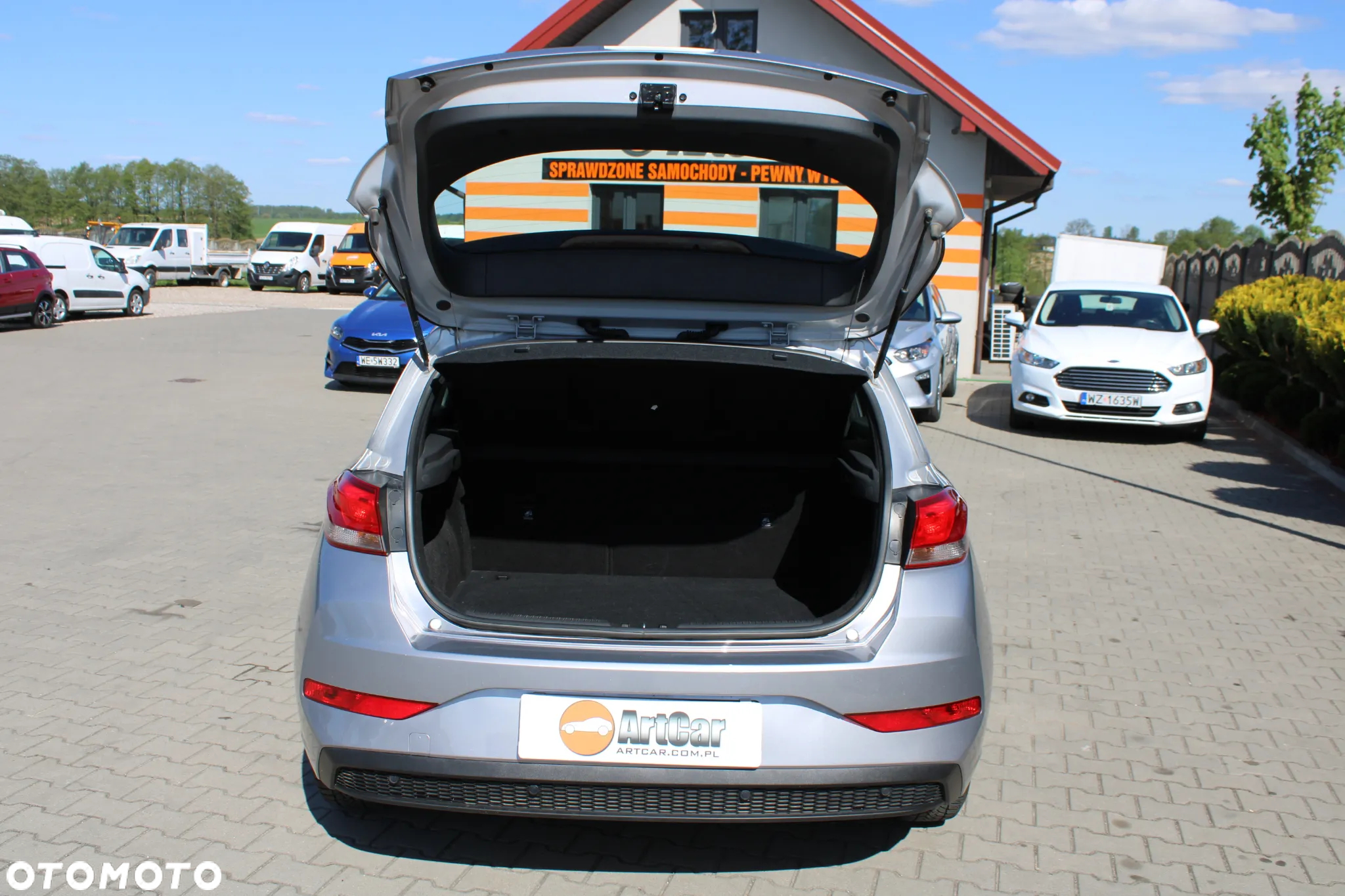 Hyundai i30 1.5 DPI Classic + - 30