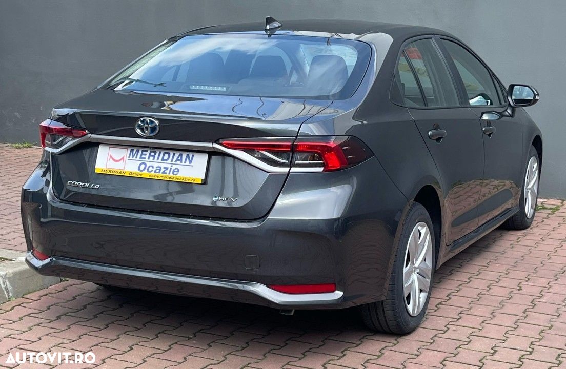 Toyota Corolla - 5