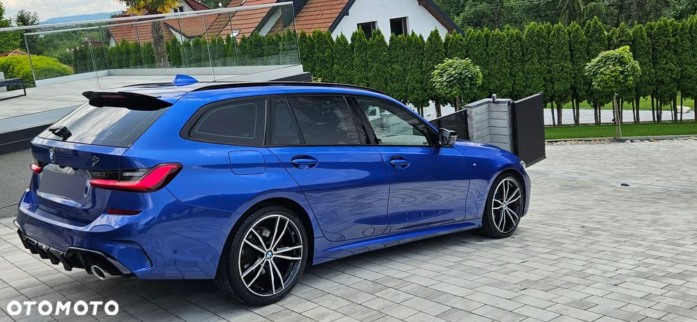 BMW Seria 3 320d Touring xDrive Edition M Sport Shadow - 13