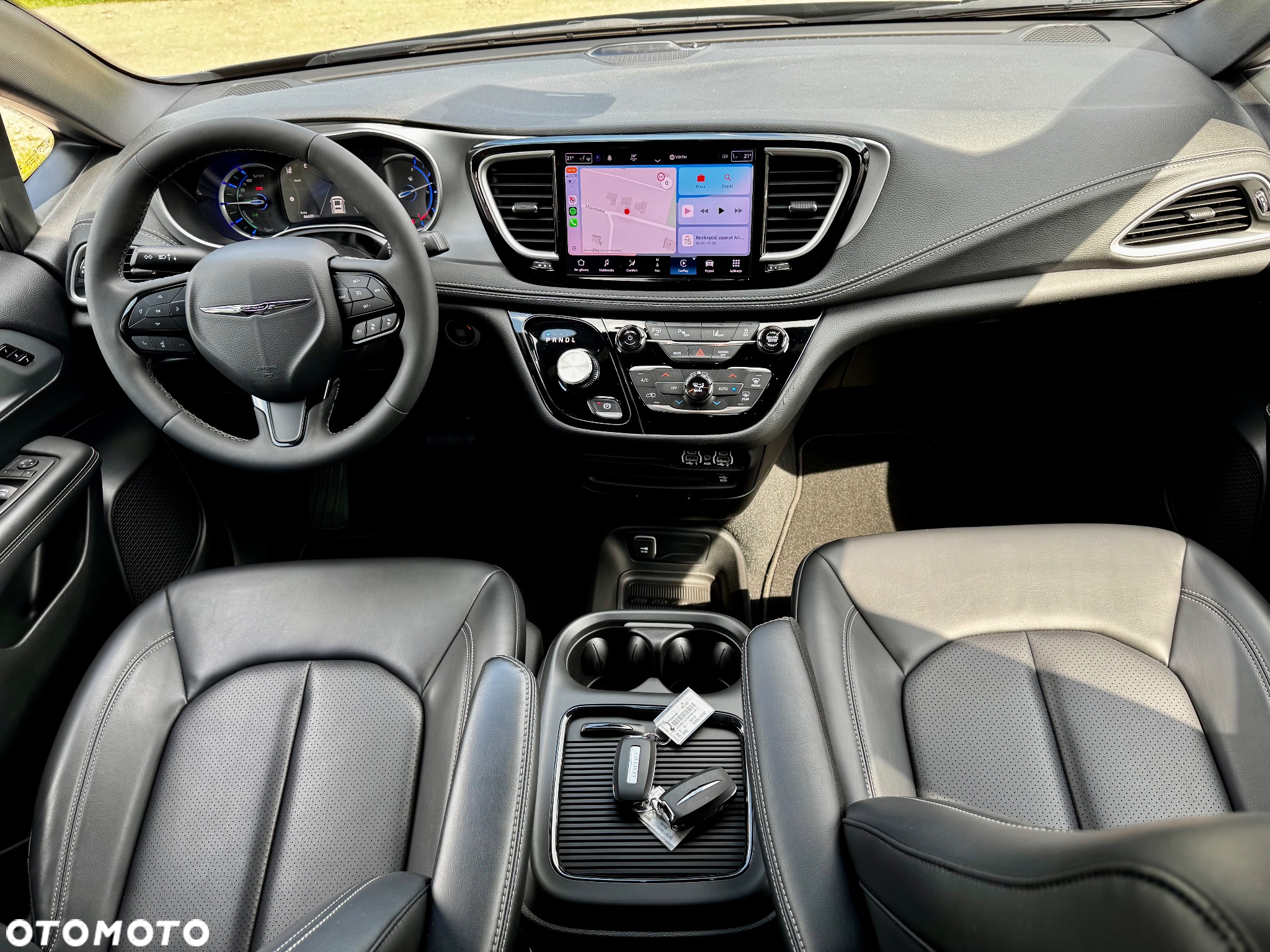 Chrysler Pacifica - 28
