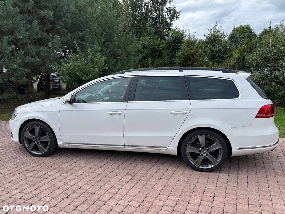 Volkswagen Passat Variant 2.0 TDI DPF Sportline - 6