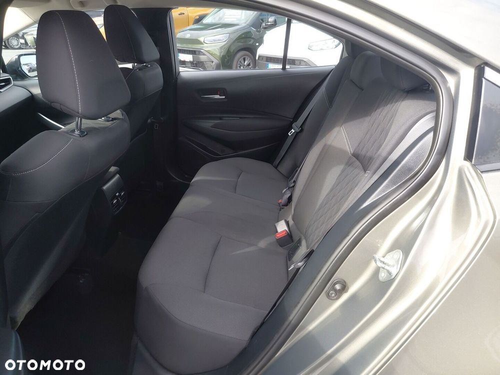 Toyota Corolla - 14