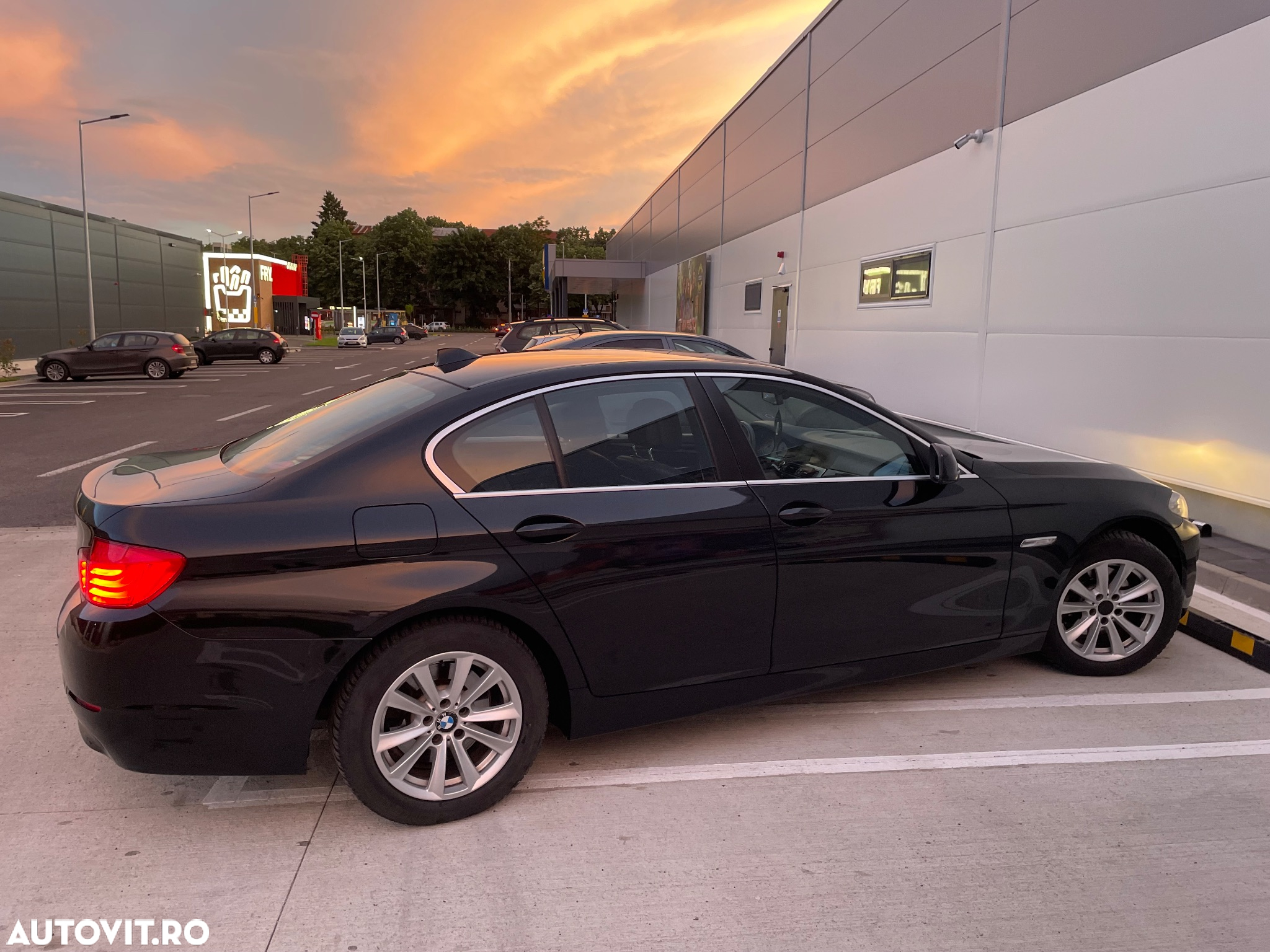 BMW Seria 5 520d - 6