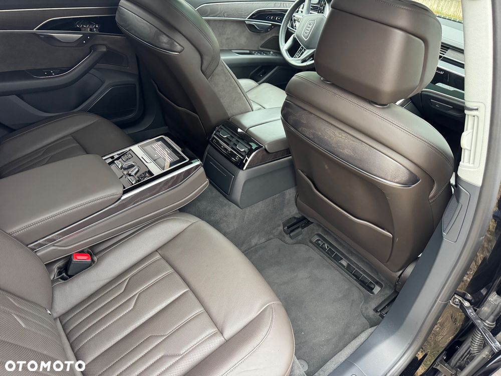 Audi A8 - 22