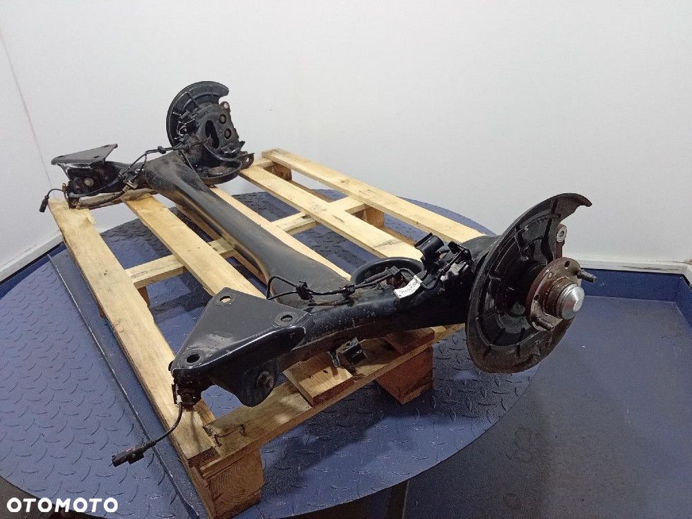 FIAT 500 500E I 12- ELEKTRYK BELKA ZAWIESZENIA TYŁ TYLNA - 2