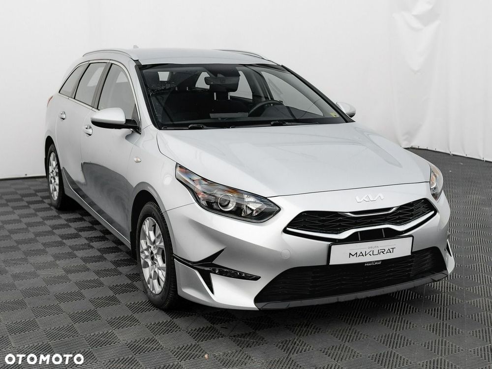 Kia Ceed - 4