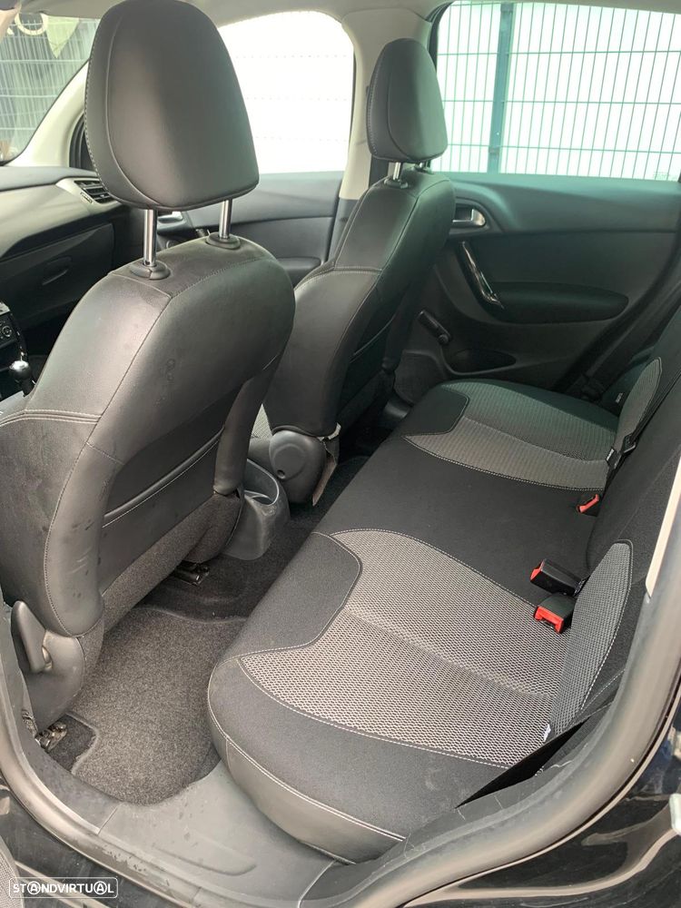 Citroën C3 1.2 VTi Attraction - 3