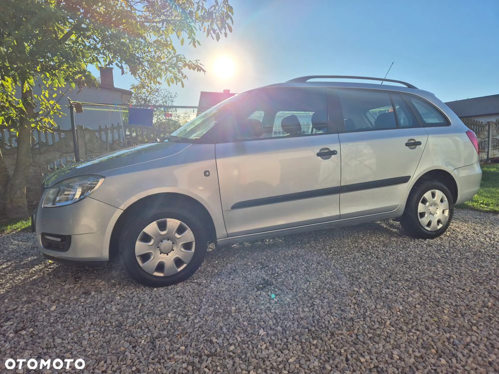 Skoda Fabia 1.2 HTP Combi Classic - 5